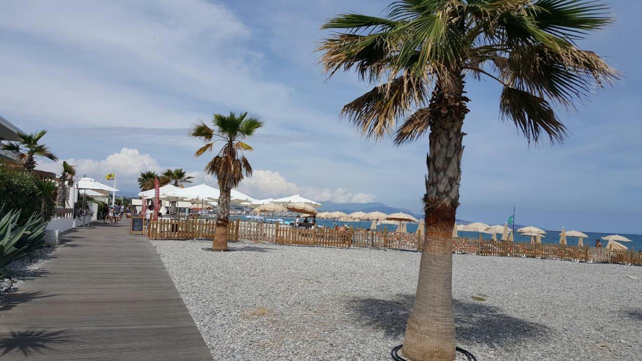 Studio Des Anges Villeneuve-Loubet Exteriér fotografie